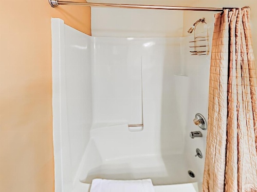 645 N Pacific St Townhouse Unit A image 7